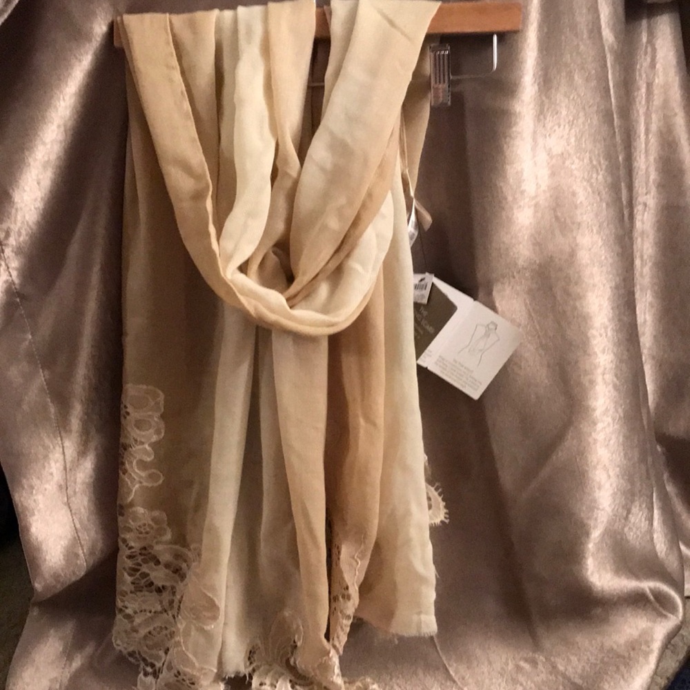 NWT Tan ombré scarf or wrap